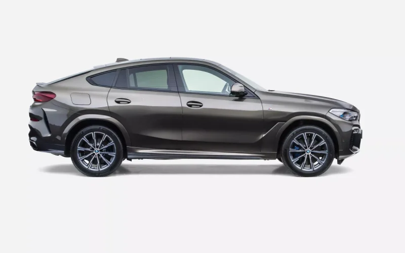 BMW X6, widok z boku