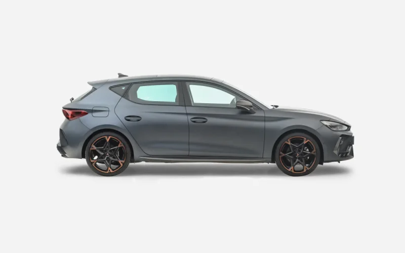 Cupra Leon, widok z boku
