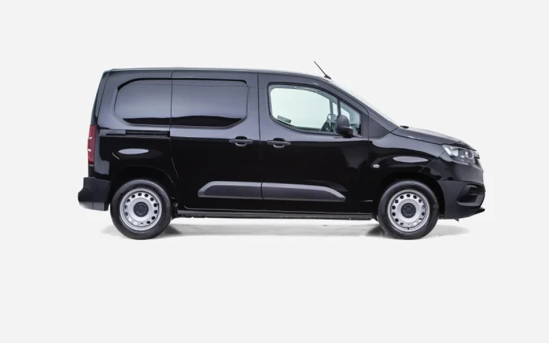 Toyota Proace City, widok z boku